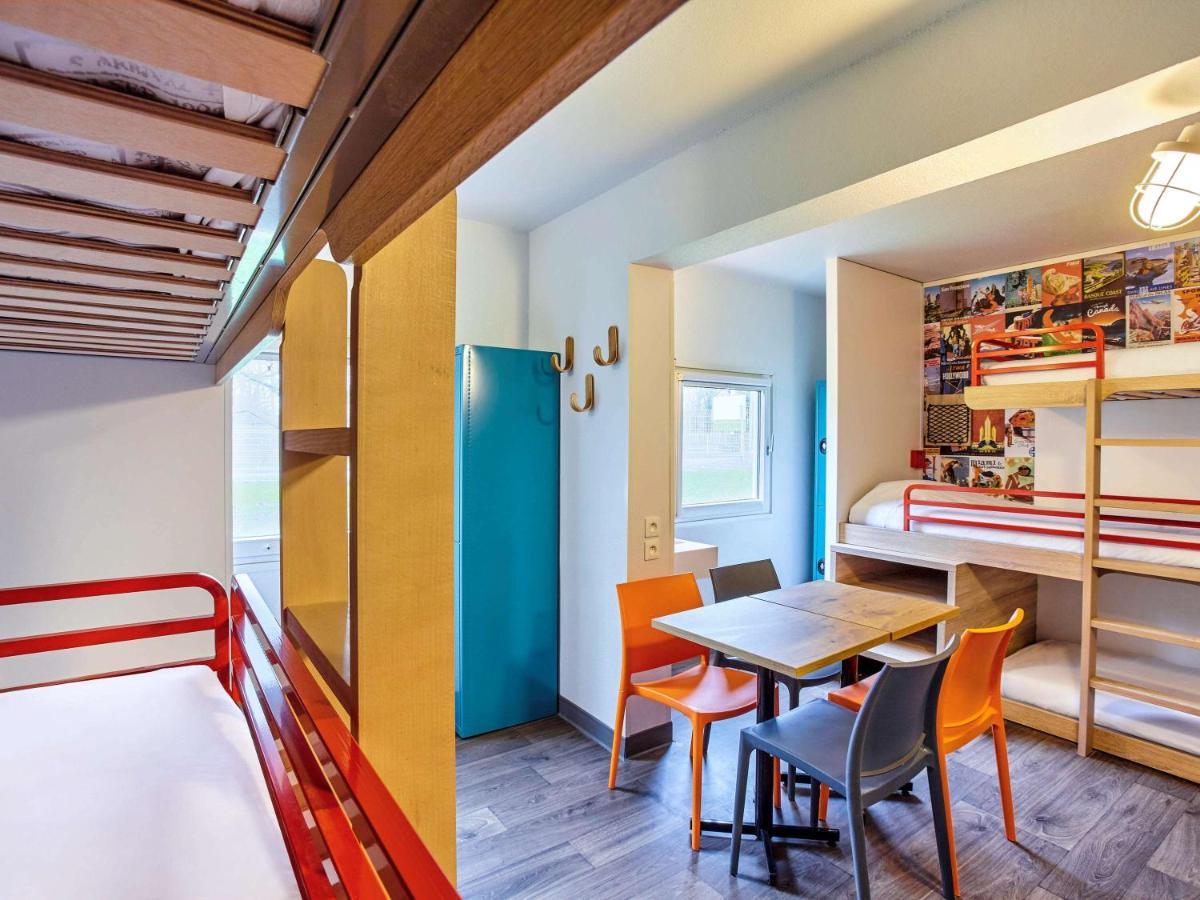 Hotel F1 Lyon Genay Massieux Exterior photo